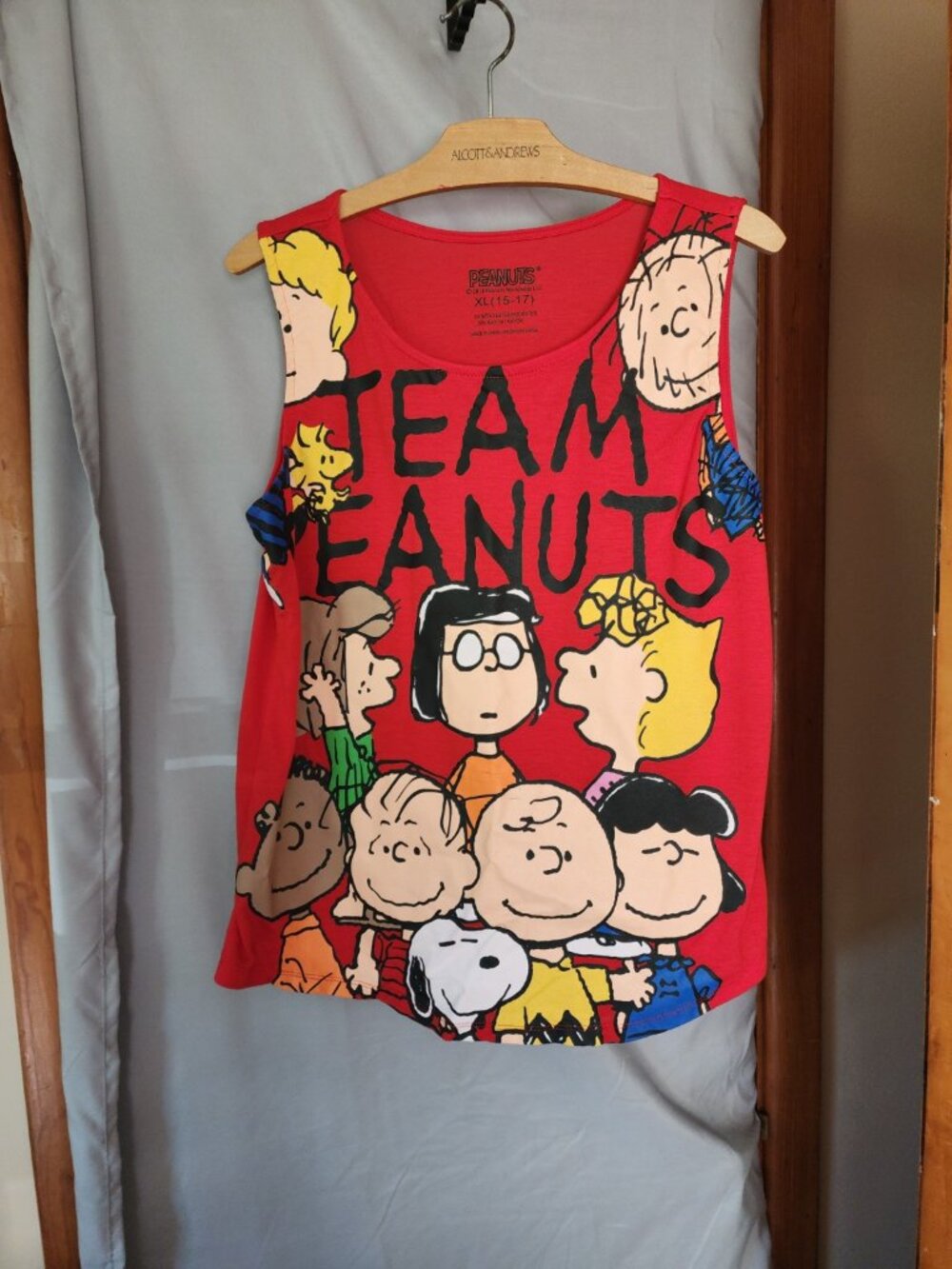 Peanuts Team Peanuts Red Sleeveless Graphic Tank Top Women’s XL 15/17